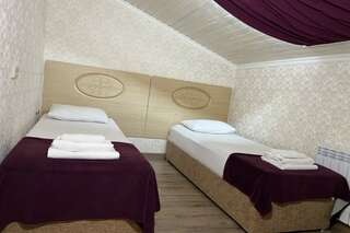 Гостевой дом Galla Hotel Адлер Семейный мансардный номер-5